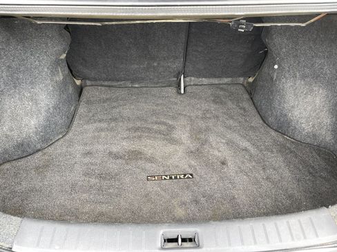 Used 2014 Nissan Sentra SR FWD image 11