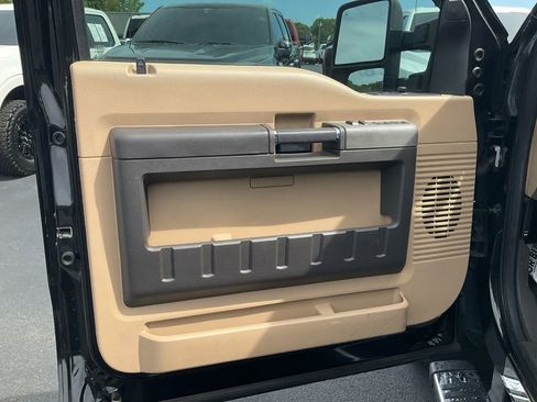 Used 2014 Ford F250 Lariat AWD/4WD image 17