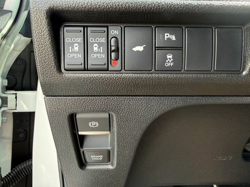 Used 2026 Honda Odyssey Elite image 34