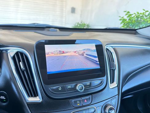 Used 2024 Chevrolet Malibu LT image 17