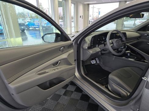 New 2026 Hyundai Elantra SEL Sport image 32