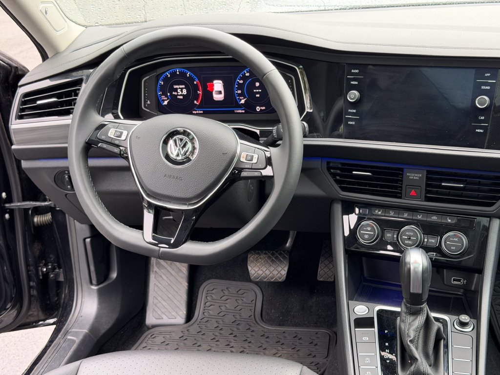 Used 2020 Volkswagen Jetta SEL FWD image 22