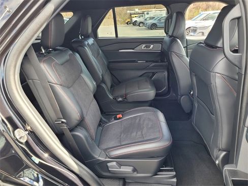 Certified 2025 Ford Explorer ST image 16