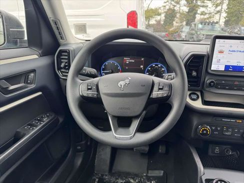 Used 2023 Ford Bronco Sport Heritage image 11