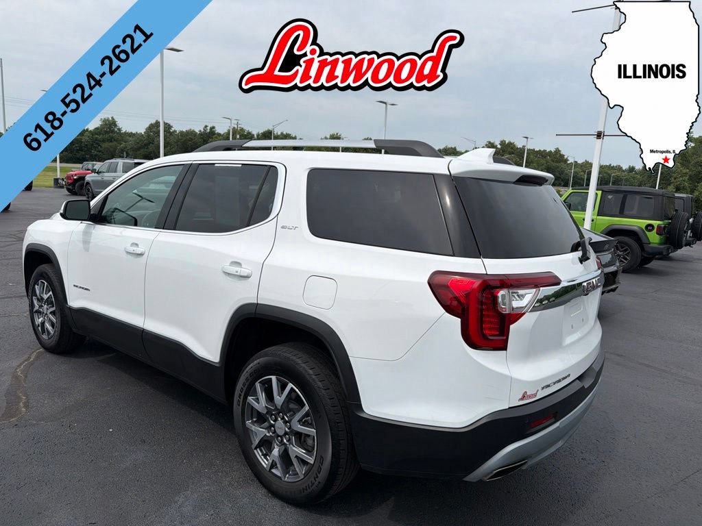 Used 2023 GMC Acadia SLT w/ Preferred Package FWD image 2