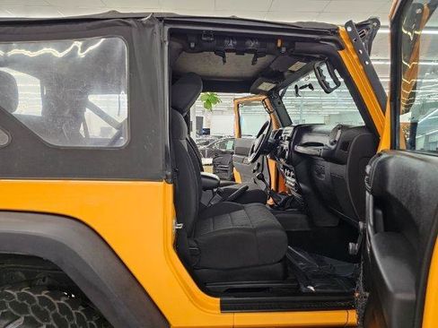 Used 2012 Jeep Wrangler Sport AWD/4WD image 23