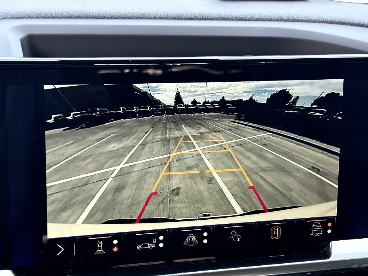 New 2026 Chevrolet Silverado 1500 RST w/ Texas Edition Plus RWD image 16