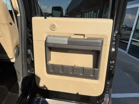 Used 2013 Ford F350 Lariat w/ Chrome Pkg image 26