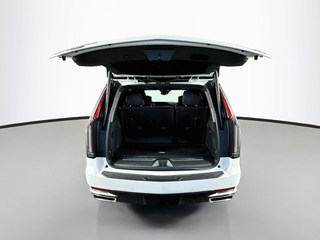 Used 2023 Cadillac Escalade Premium Luxury Platinum AWD/4WD image 29