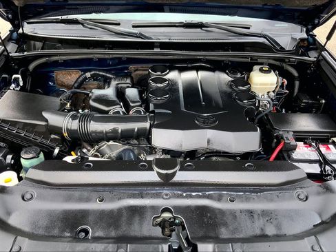 Used 2021 Toyota 4Runner SR5 image 30