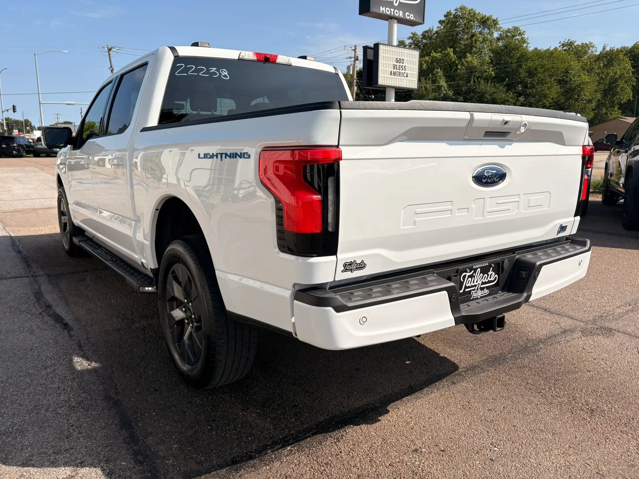 Used 2022 Ford F150 Lightning XLT w/ Equipment Group 312A High AWD/4WD image 5