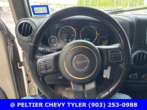 Used 2018 Jeep Wrangler Unlimited Sport S image 12