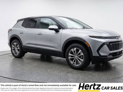 Used 2025 Chevrolet Equinox LT