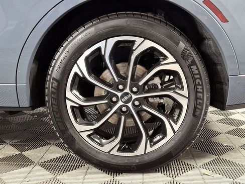 New 2026 Lincoln Nautilus Reserve AWD/4WD image 8