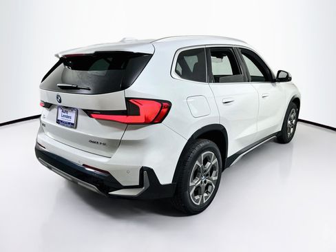 Used 2023 BMW X1 xDrive28i w/ Premium Package AWD/4WD image 5