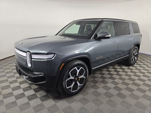 Used 2024 Rivian R1S Adventure AWD/4WD image 1