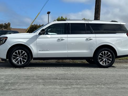 Used 2025 Ford Expedition Max Platinum AWD/4WD image 3
