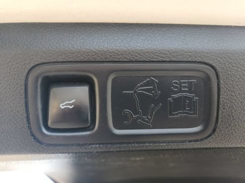 Used 2020 Ford Expedition Max Platinum AWD/4WD image 22