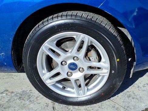 Used 2019 Ford Fiesta SE image 6