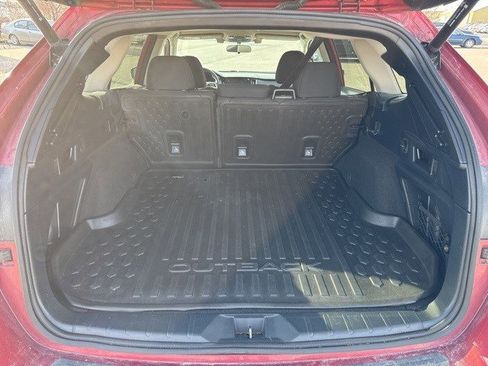 Used 2020 Subaru Outback Premium image 13