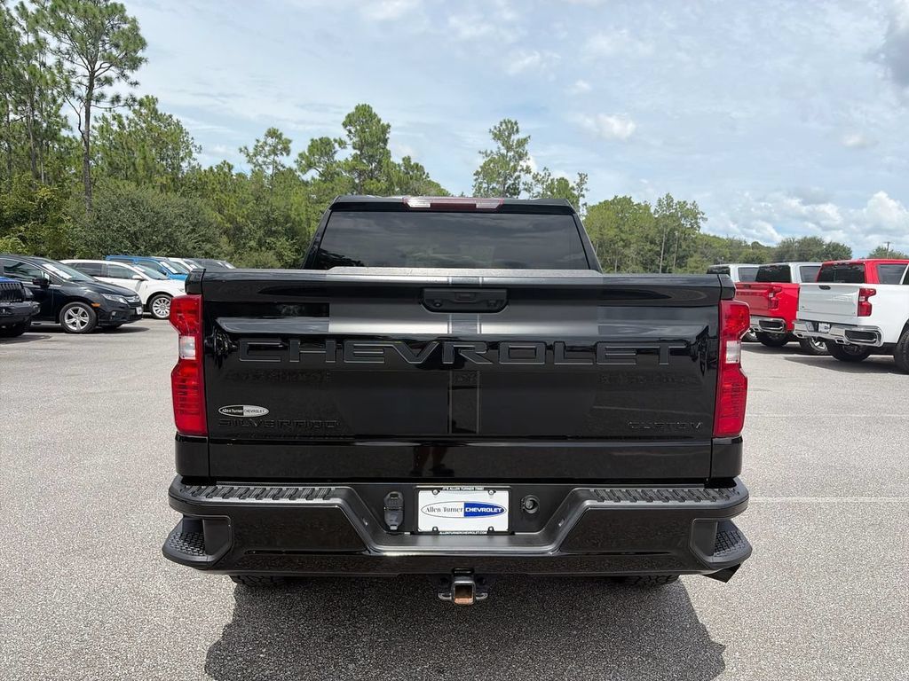 Used 2023 Chevrolet Silverado 1500 Custom w/ Rally Edition RWD image 5
