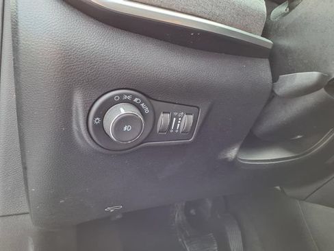 Used 2022 Jeep Compass Latitude w/ Convenience Group AWD/4WD image 10