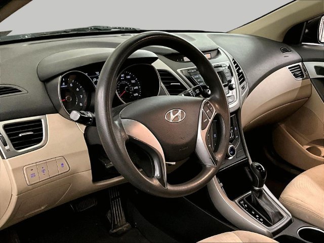 Used 2016 Hyundai Elantra SE FWD image 13