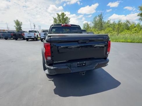 Certified 2024 Chevrolet Colorado Trail Boss w/ Advanced Trailering Package AWD/4WD image 7