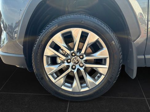Used 2025 Toyota RAV4 Limited w/ Advanced Technology Package AWD/4WD image 9