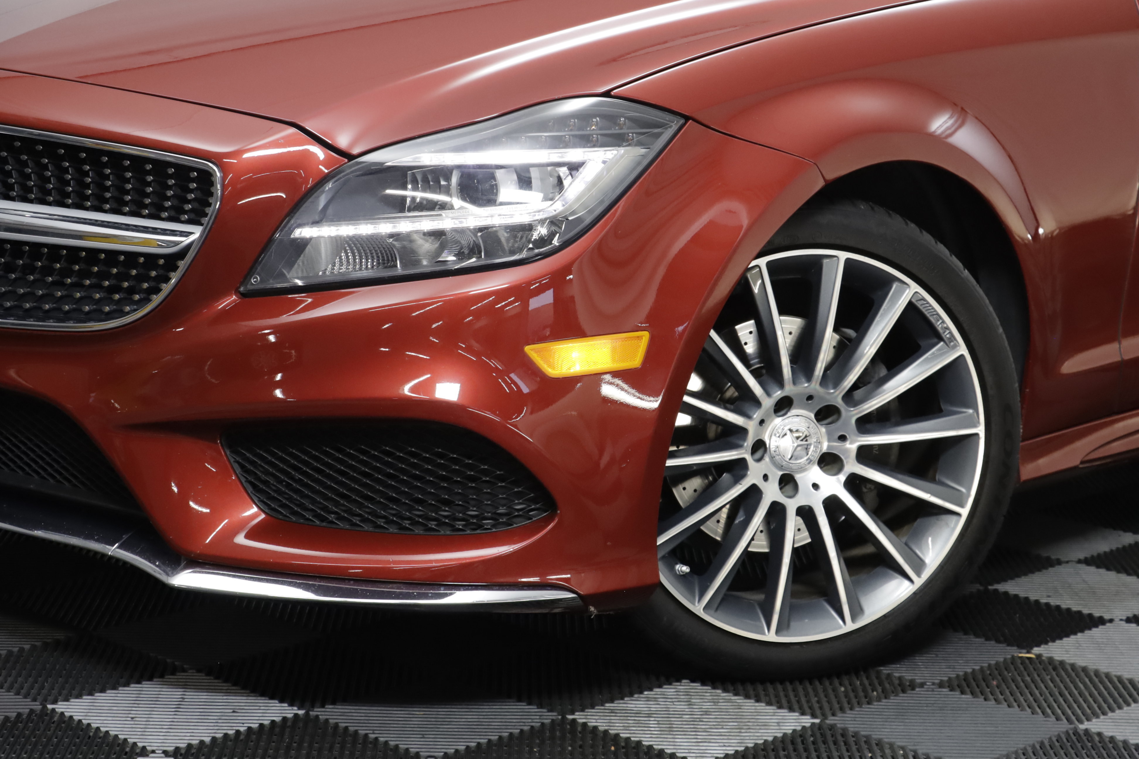 Used 2015 Mercedes-Benz CLS 400 4MATIC image 3