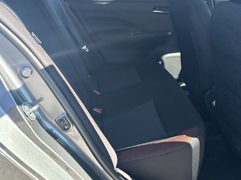 New 2025 Nissan Versa SR w/ Trunk Package image 15