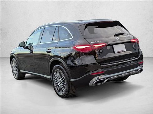 Certified 2025 Mercedes-Benz GLC 300 image 27