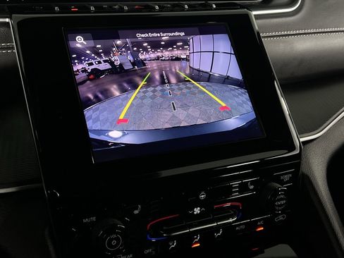 Certified 2025 Jeep Grand Cherokee L Laredo w/ Luxury Tech Group I image 19