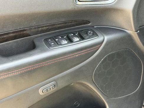 Used 2013 Dodge Durango R/T w/ Technology Group RWD image 19