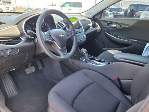 Used 2023 Chevrolet Malibu LS FWD image 10