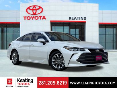 Used 2022 Toyota Avalon XLE