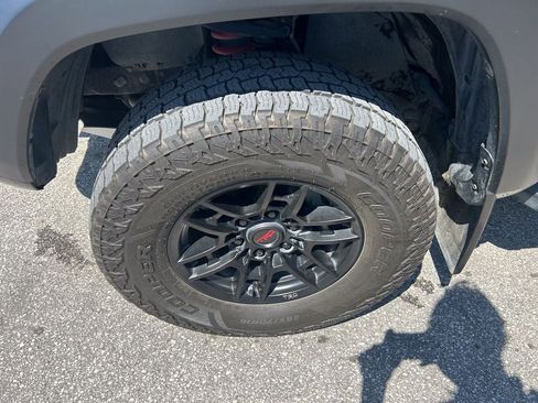 Used 2020 Toyota Tacoma TRD Pro AWD/4WD image 33