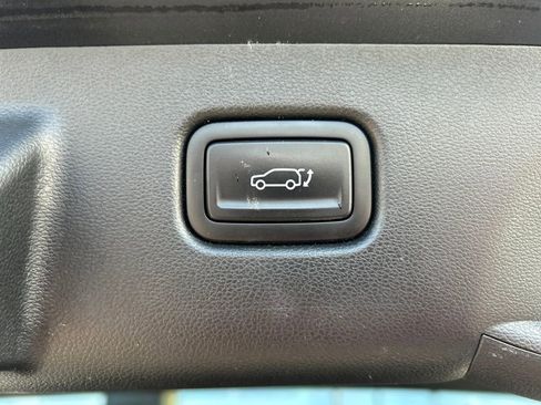 Used 2024 Hyundai Kona Limited AWD/4WD image 29
