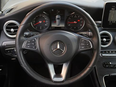 Used 2018 Mercedes-Benz GLC 300 4MATIC image 15