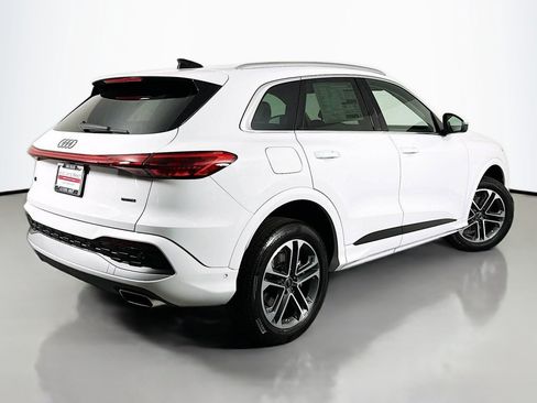 Used 2025 Audi Q5 Premium w/ Convenience Package AWD/4WD image 14