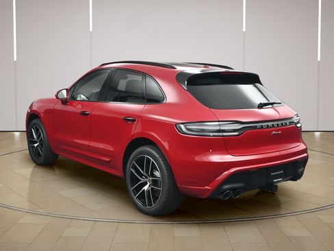 New 2026 Porsche Macan AWD/4WD image 3