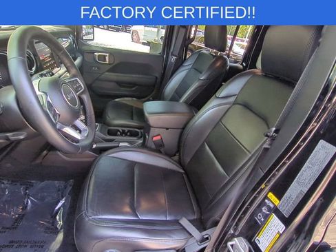 Used 2022 Jeep Wrangler Unlimited Sahara AWD/4WD image 14