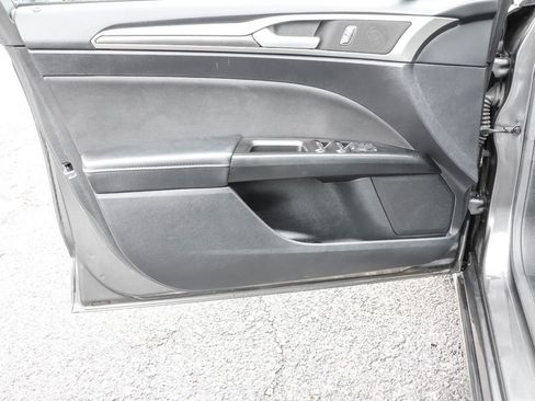 Used 2017 Ford Fusion S w/ Equipment Group 101A FWD image 25