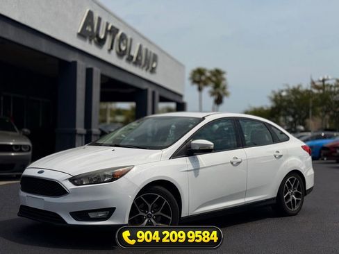 Used 2018 Ford Focus SEL FWD image 1