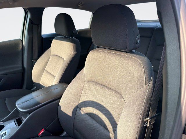Used 2022 Chevrolet Malibu LT FWD image 21