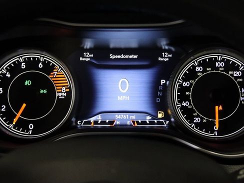 Used 2022 Jeep Cherokee Trailhawk w/ Trailer Tow Group image 40