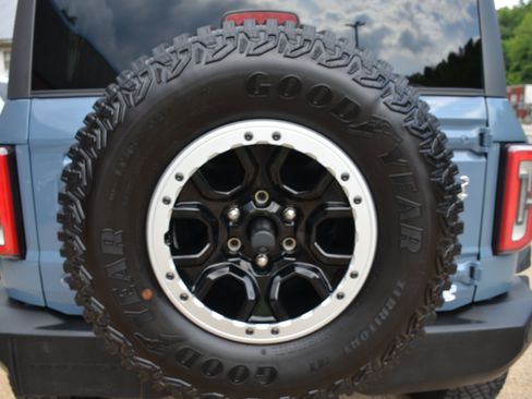 Used 2023 Ford Bronco Outer Banks w/ Sasquatch Package AWD/4WD image 15