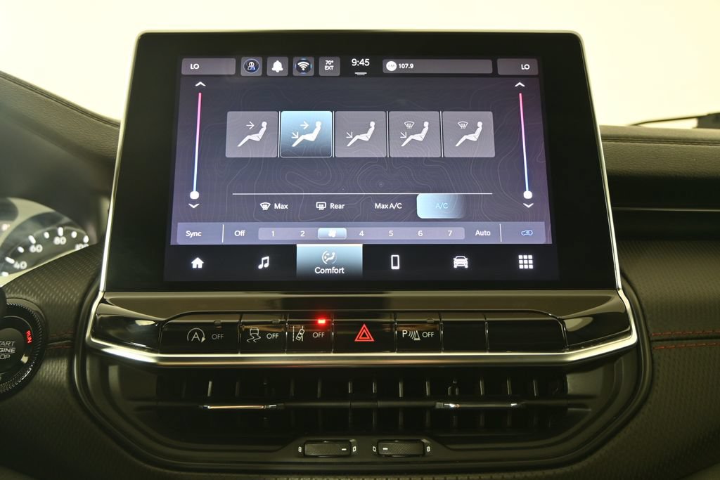 Used 2024 Jeep Compass Trailhawk AWD/4WD image 27