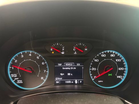 Used 2023 Chevrolet Equinox LS AWD/4WD image 19
