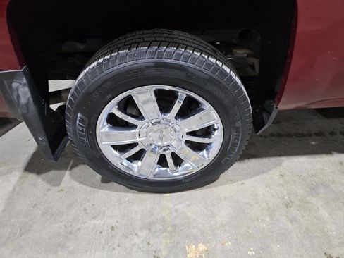 Used 2018 Chevrolet Silverado 1500 High Country image 26